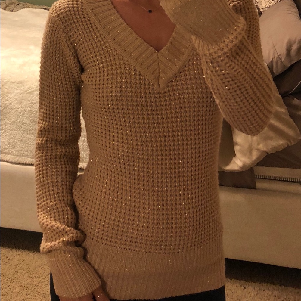 BEIGE SWEATER